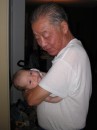 20040711 - Playing with Grandpa (3) * 900 x 1200 * (159KB)